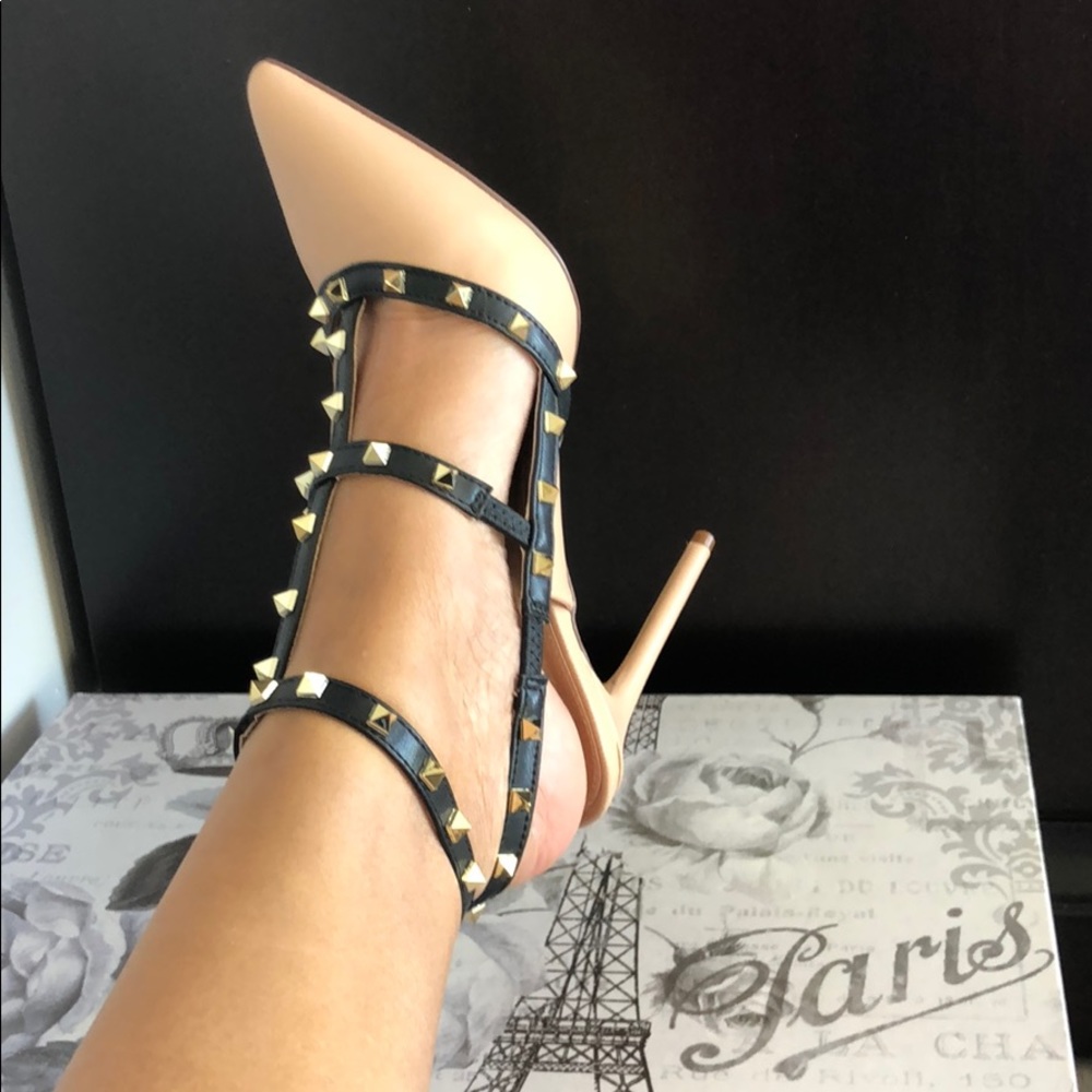 Lulu’s Nude Heels NWOT